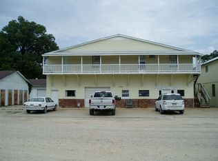 1934 S Broadway St, Poplar Bluff, MO 63901