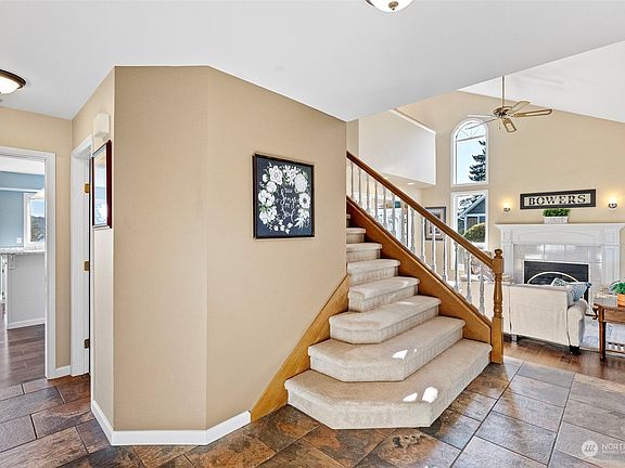 4th image of 5321 Crane Avenue E