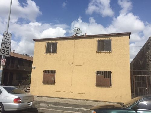 1st image of 929 E 108th St APT 06