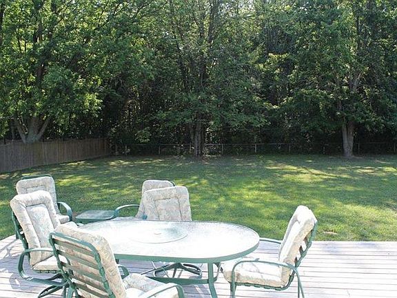 5th image of 5913 McPicken Dr