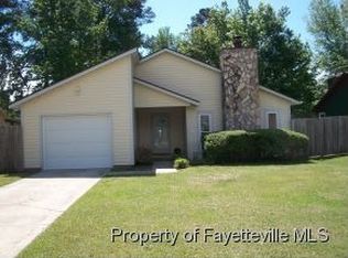 118 Maranatha Cir, Spring Lake, NC 28390