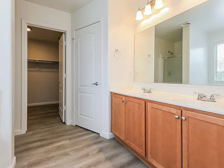 899 S Pheasant Dr — Photo 11