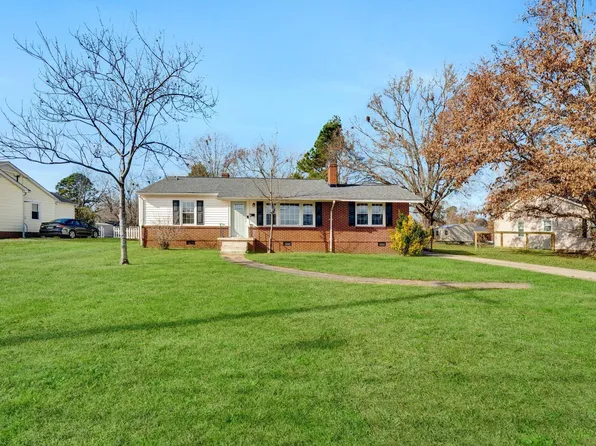711 N Adair St, Clinton, SC 29325