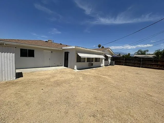 405 Jade Dr — Photo 14