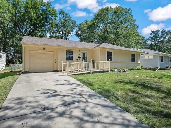 7937 Pennsylvania Ave, Kansas City, MO 64114