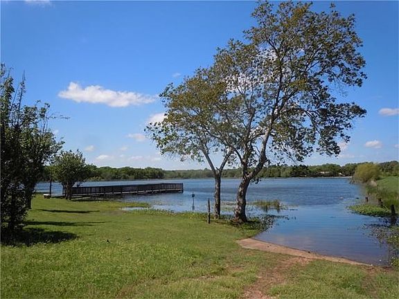 Community boat launch