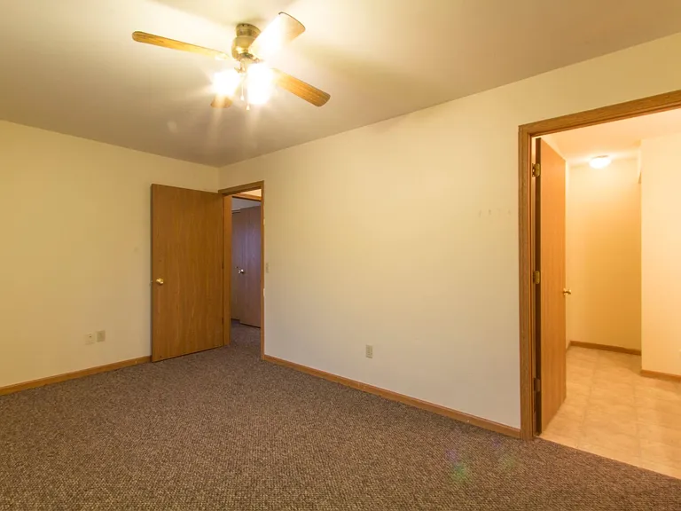 Whispering Pines Apartments — Photo 11