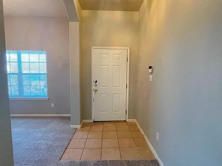 2305 Bakers Way — Photo 7