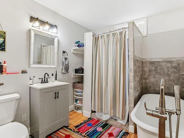 832 Armstrong Ave #1 — Photo 7