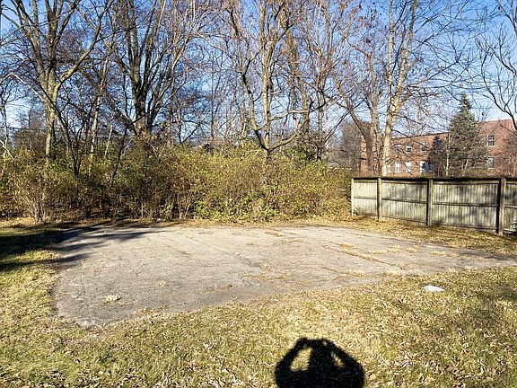 5th image of 710 W Ace St