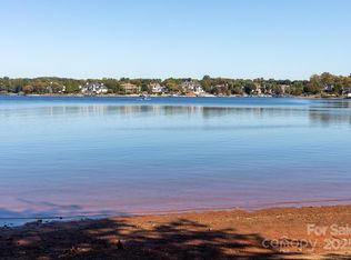 17005 Belle Isle Dr, Cornelius, NC 28031