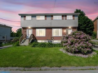 3 Ruben Ct, Halifax, NS B2X 1L9