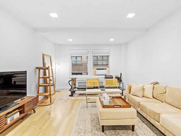 321 E 43rd St APT 905, Manhattan, NY, 10017