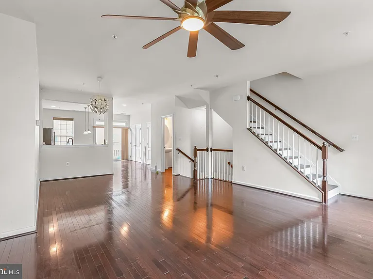 9624 Westerdale Dr — Photo 12