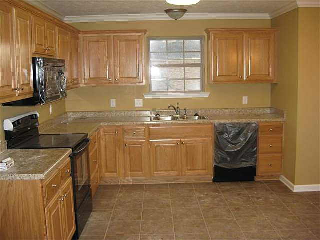 2nd image of 28 Golden Leaf Dr