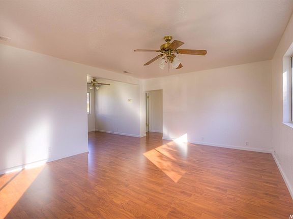 5th image of 1420 Woodlane Ave