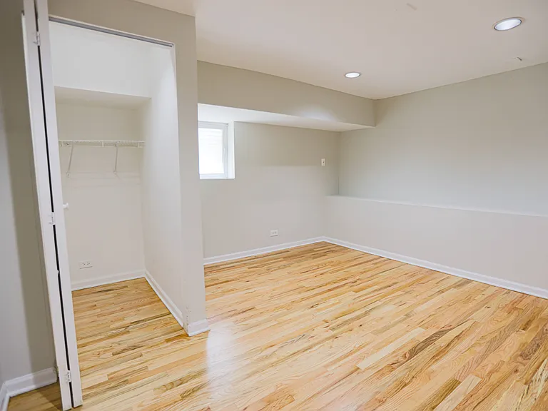 3540 N. Janssen Ave. — Photo 16
