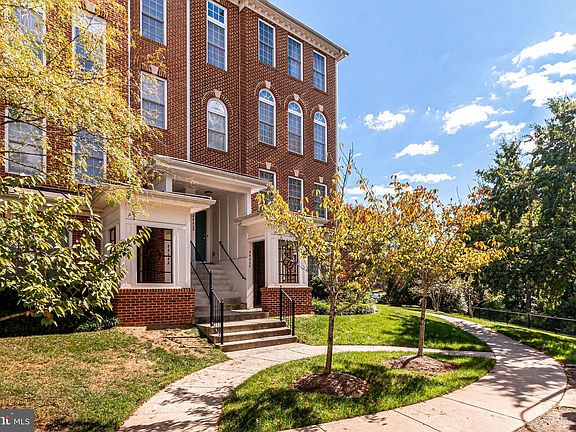 2nd image of 4466 Beacon Grove Cir #601A