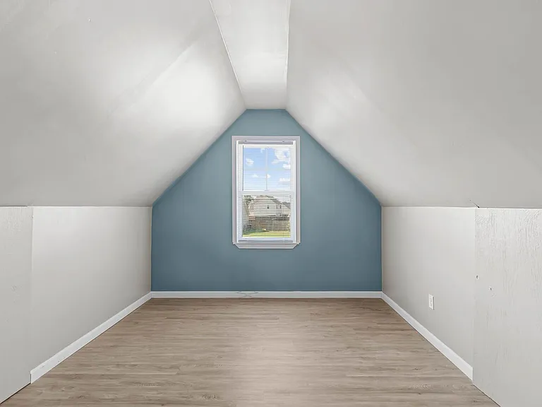 719 Addor Dr — Photo 39