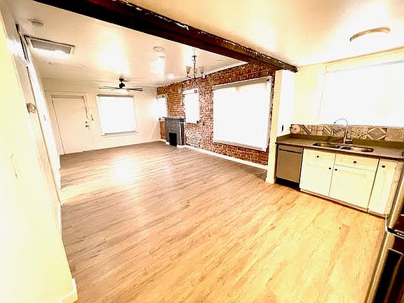 3rd image of 339 N Laurel Ave #1