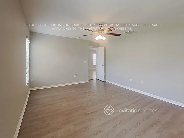 207 English Heritage Pl — Photo 7