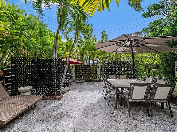 5th image of 1424 Avenida Wilson