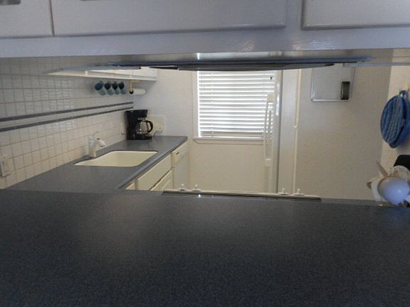 3rd image of 1004 Sandollar St
