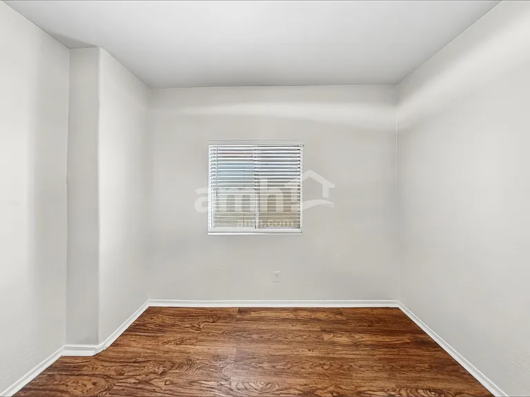 16600 N 176th Ln — Photo 19