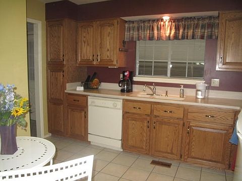 9883 W Progress Placekitchen 3JPG