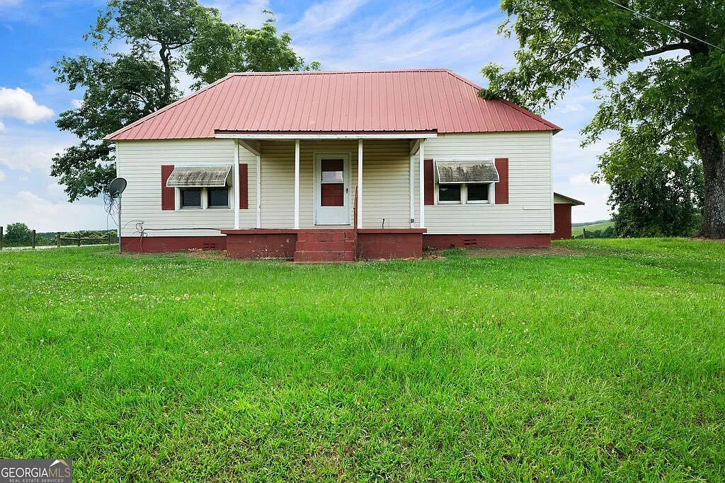 369 Cavender Ln photo 1