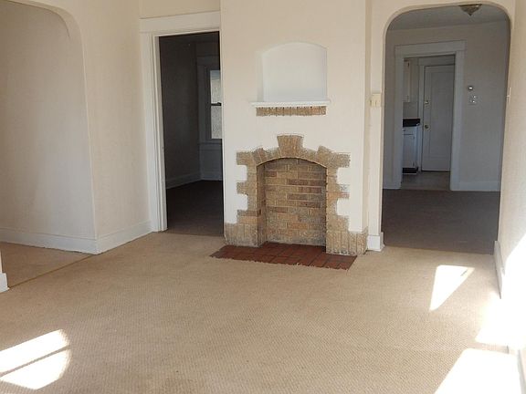 2nd image of 1129 Linda Vista Ave
