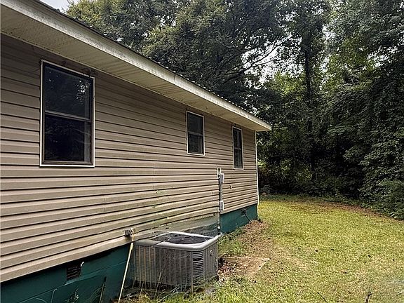 2nd image of 2499 Bay Forest Dr