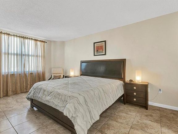 2nd image of 1985 S Ocean Dr #198521H