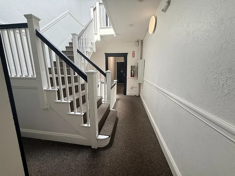 6 Kenwood St #6 — Photo 1