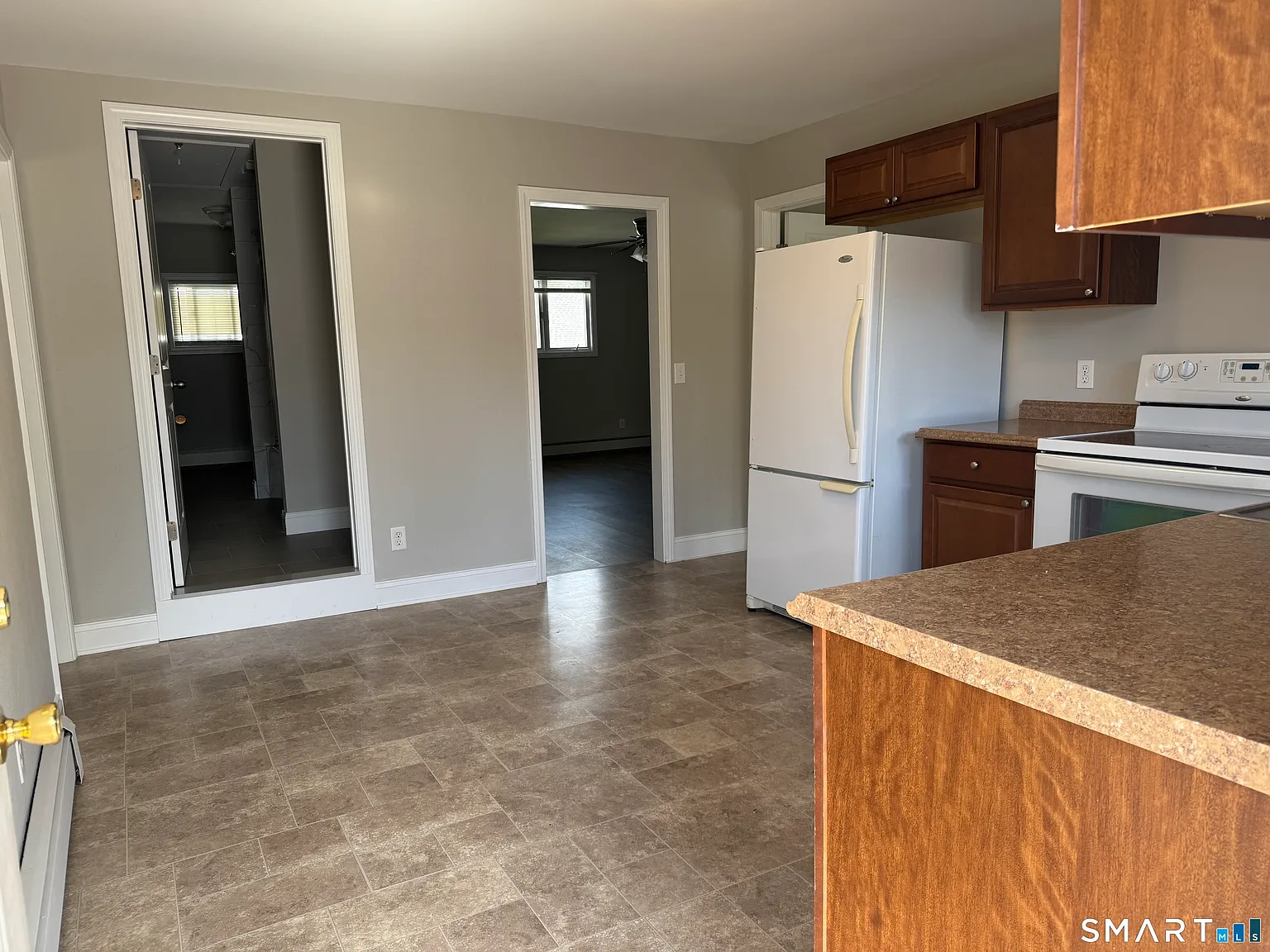 2 bed, 1.0 bath, 999 sqft, $1,800 — Photo 4