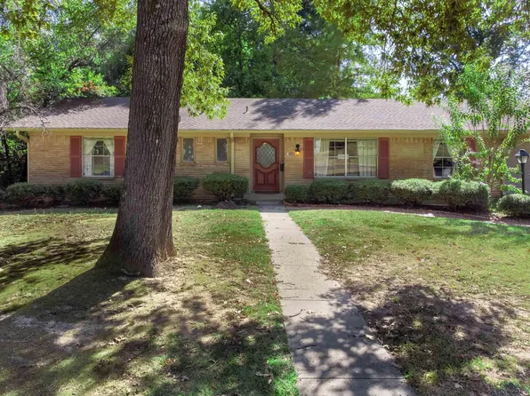 206 Hailey Dr, Longview, TX 75602