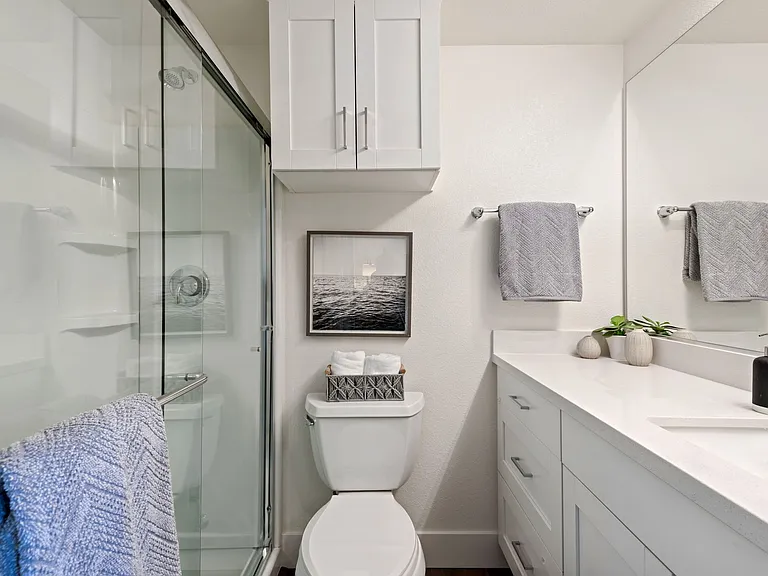 Colgan Creek Townhomes — Photo 14