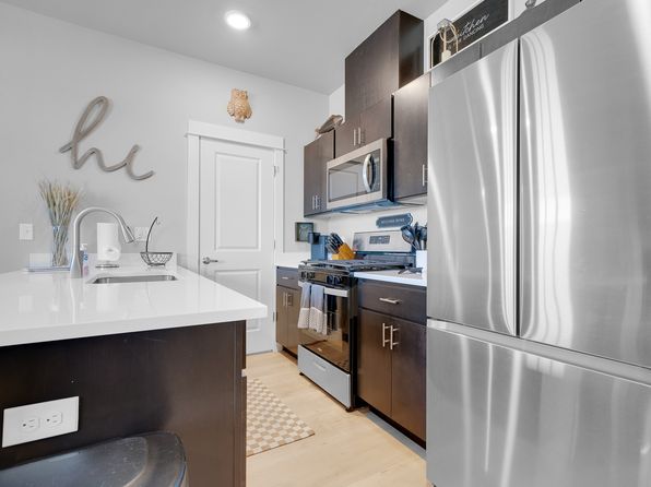 3570 SW Metolius Ave #103