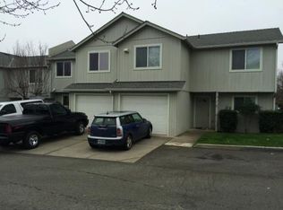 1868 NE Fairview Ave, Grants Pass, OR 97526