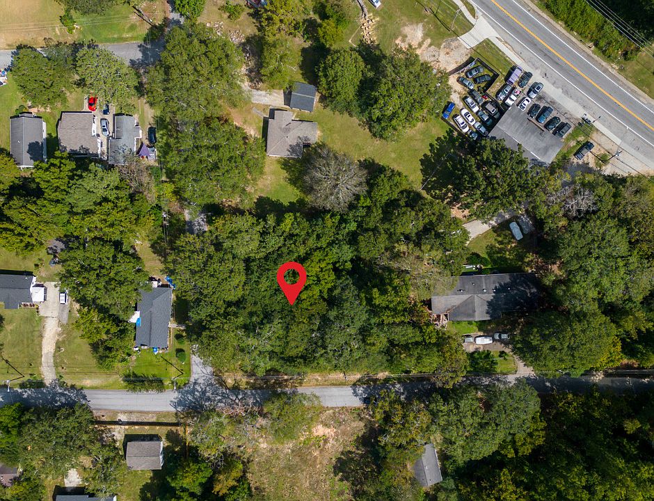 1st image of 8189 Thompson St