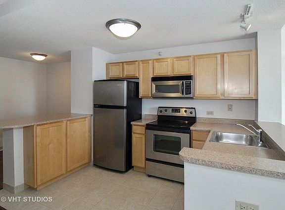 3rd image of 222 N Columbus Dr APT 1302