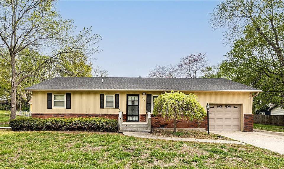 504 W Ash St, Archie, MO 64725 Zillow