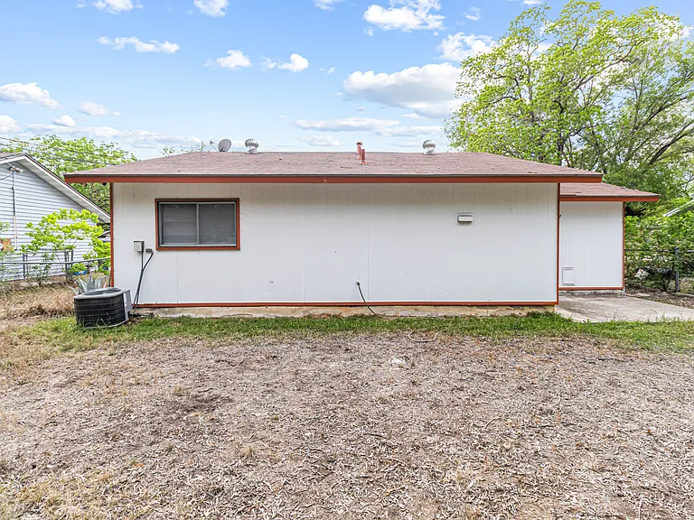 4334 Hickory Hill Dr — Photo 21