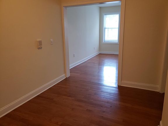4th image of 154 Belmont Ave #207