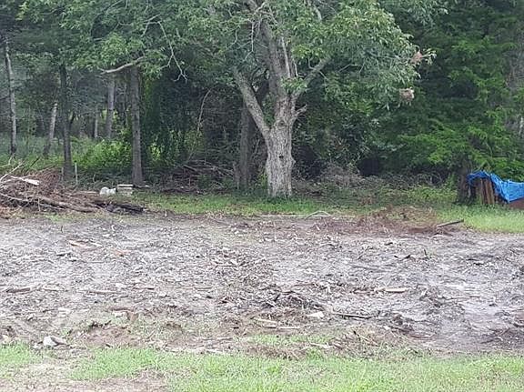 2nd image of 611 N Burrington Avenue LOT 10 & 12