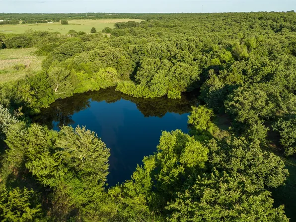 Fm 2127, Bowie, TX 76230