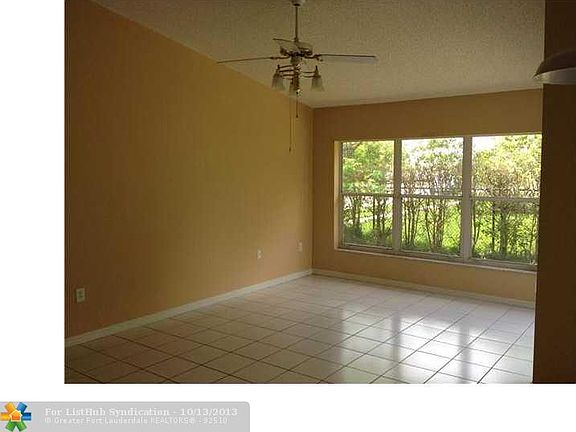 5th image of 300 NW 189th Ter