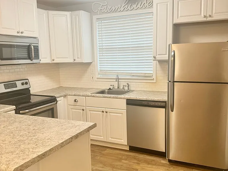 5306 N Trenholm Rd — Photo 4