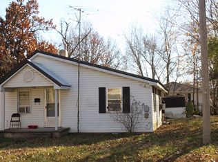 710 E Marshall St, El Dorado Springs, MO 64744
