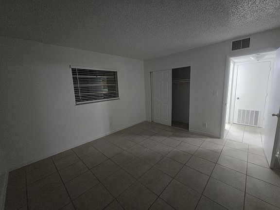 5th image of 100 NE 9th St #9